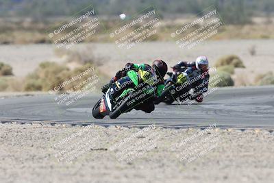 media/Oct-05-2025-CVMA (Sun) [[beeef4f201]]/Race 5-Amateur Supersport Open (Holeshot)/